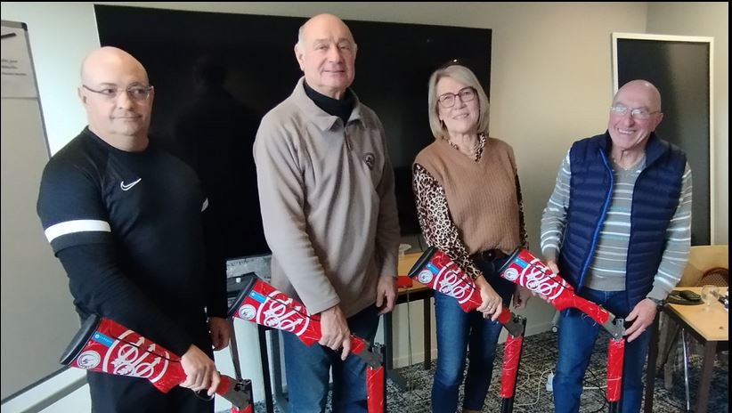 Remise des fusils par la fédération de ball trap.